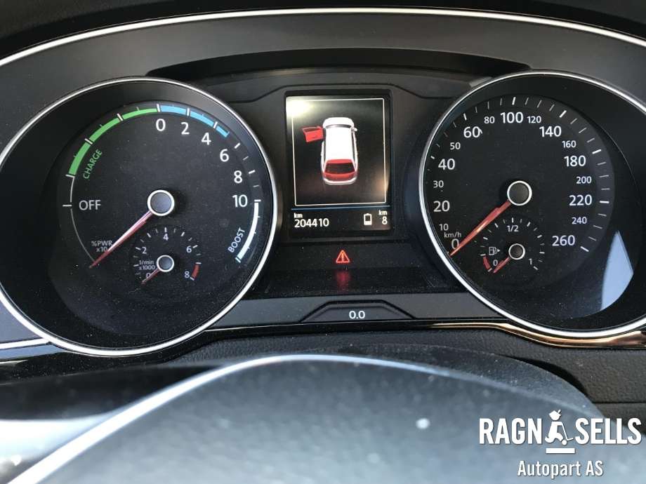 VW Passat 2015-2019 (Fase 1) (B8) (B8), Motorkode: CUKC, Girkassekode: RXG