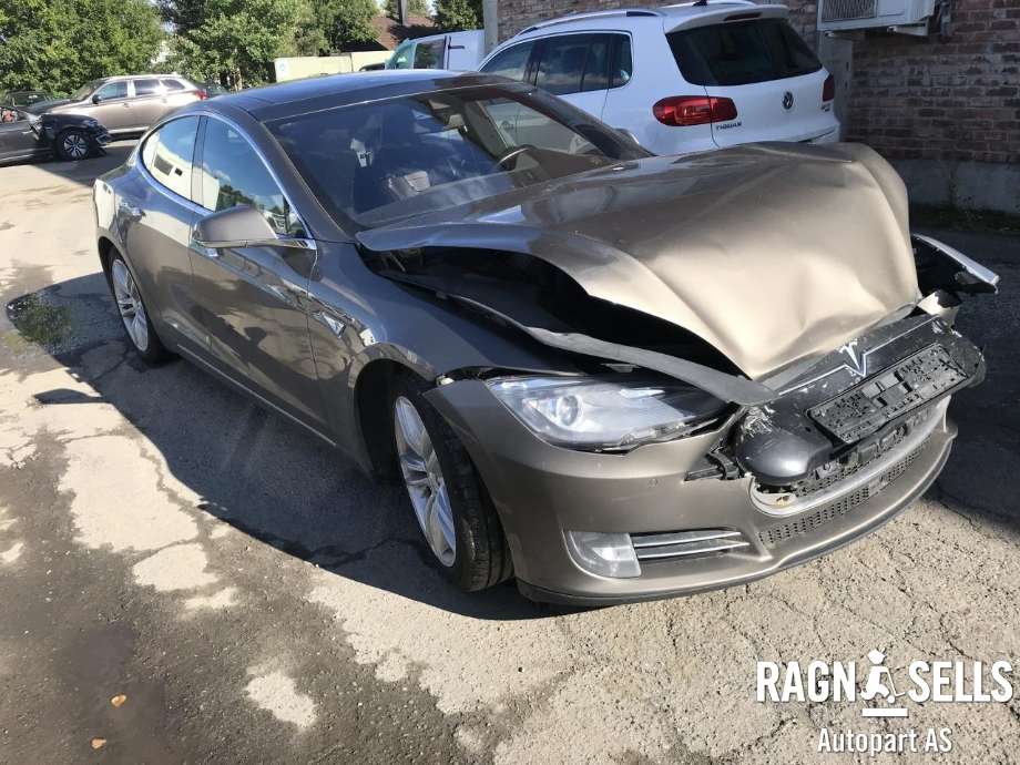 Tesla Model S 2013-2016 (Fase 1) , Motorkode: L2S, Girkassekode: