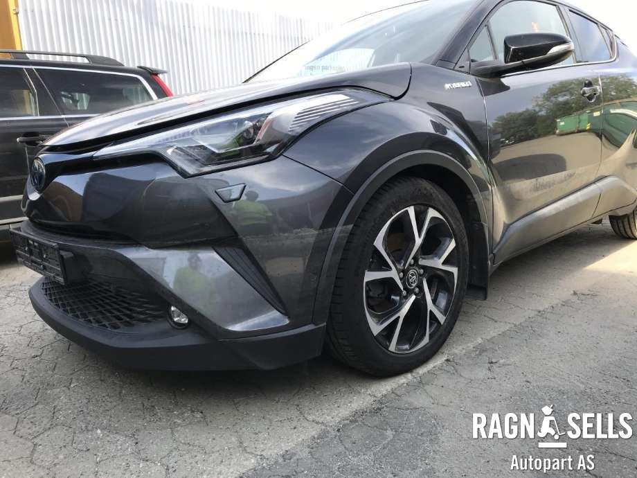 Toyota C-HR 2016-->> , Motorkode: 2ZR-FXE, Girkassekode: