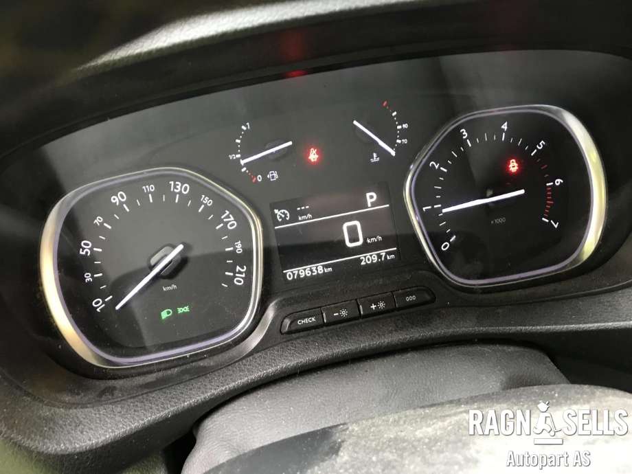 Peugeot Expert 2016-->> (Type III) , Motorkode: AH01, Girkassekode: GZ09