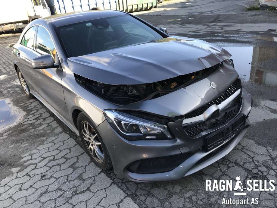 Mercedes CLA 2013-2019 (C117) (C117), Motorkode: 270910, Girkassekode: 72400220832526