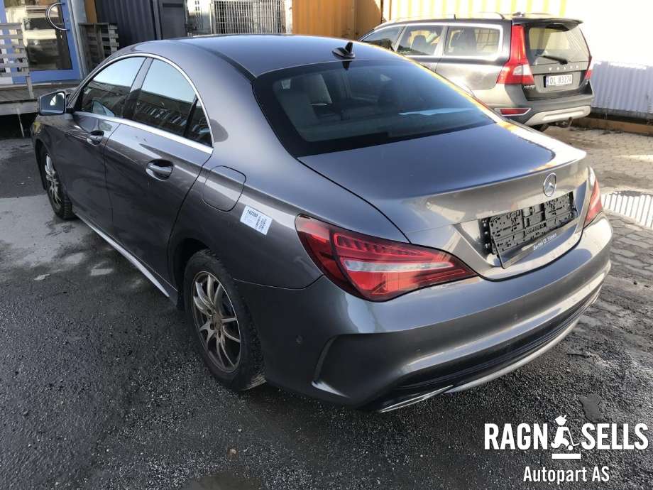Mercedes CLA 2013-2019 (C117) (C117), Motorkode: 270910, Girkassekode: 72400220832526