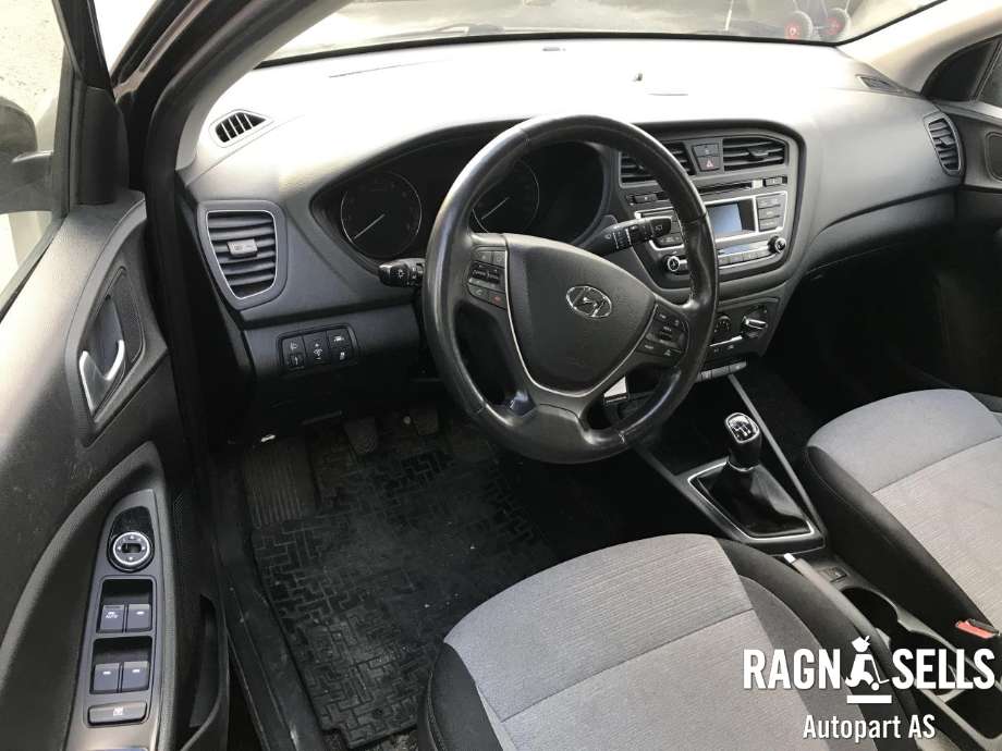 Hyundai i20 2015-2020 (Type II) , Motorkode: G3LC-6IL, Girkassekode: 43000 32844