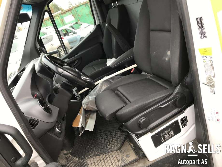 Mercedes Sprinter 2018-->> (907/910) (907/910), Motorkode: 65195835423743, Girkassekode: 700750A0030735