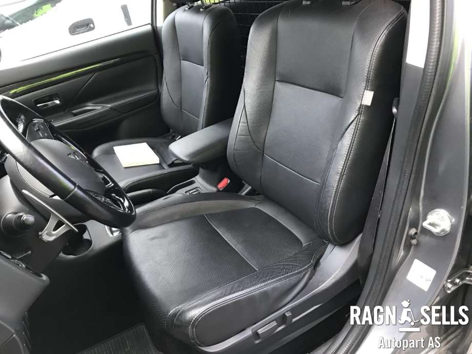 Mitsubishi Outlander 2015-->> (Type III, Fase 2) , Motorkode: 1000D031, Girkassekode: 2700A402
