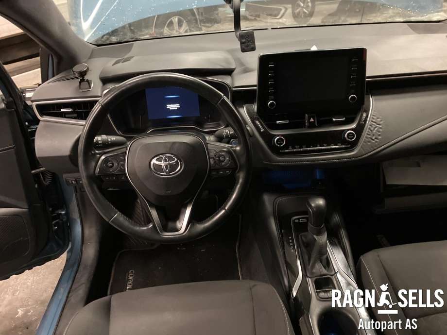 Toyota Corolla 2019-->> , Motorkode: 2ZR-FXE, Girkassekode: 3090002050