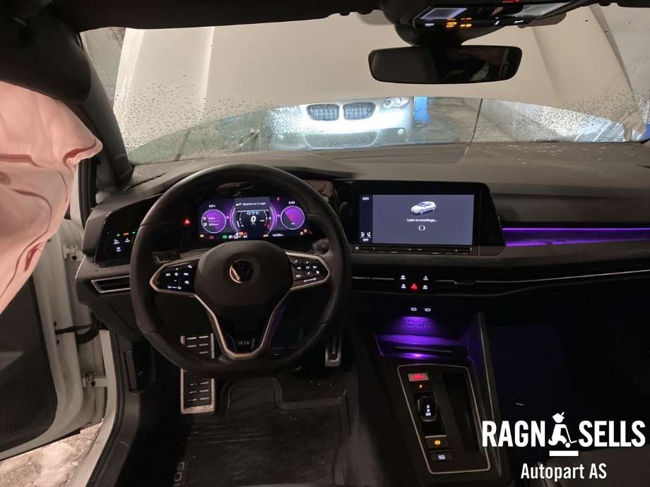 VW Golf VIII 2020-->> , Motorkode: DGE|N/A, Girkassekode: TTT