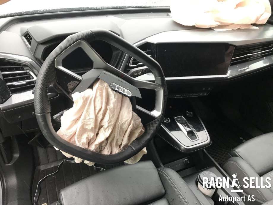 Audi Q4 e-tron 2021-->> , Motorkode: EBR|EBJ, Girkassekode: