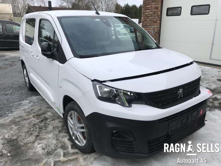 Peugeot Partner 2019-->> (Type III) , Motorkode: YH01, Girkassekode: STT
