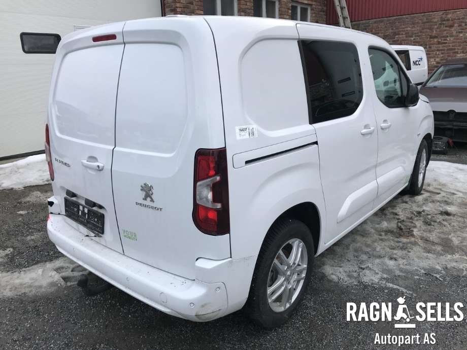 Peugeot Partner 2019-->> (Type III) , Motorkode: YH01, Girkassekode: STT