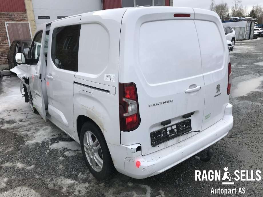 Peugeot Partner 2019-->> (Type III) , Motorkode: YH01, Girkassekode: STT