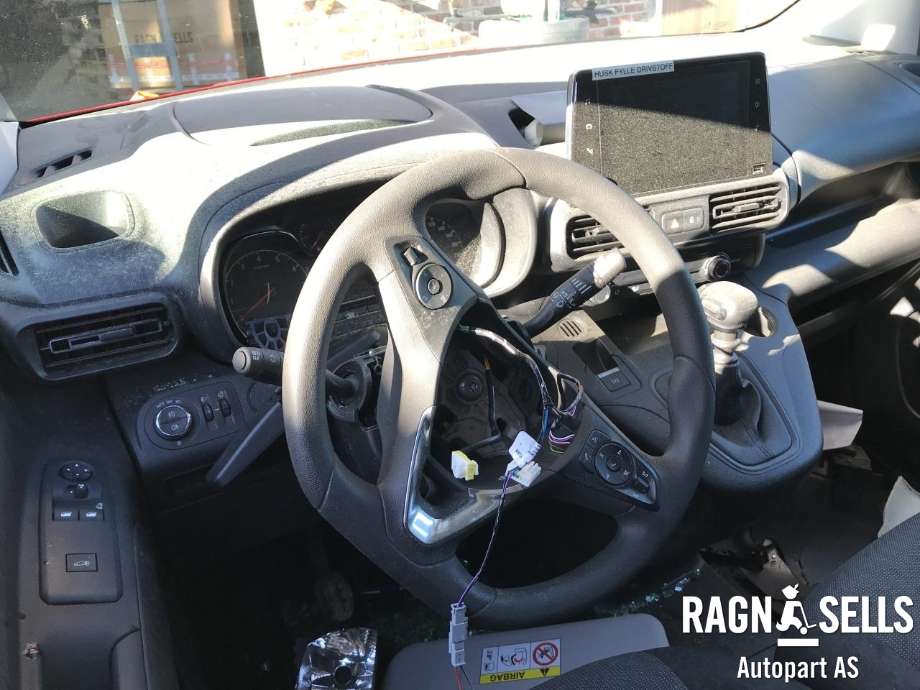 Opel Combo E 2019-->> , Motorkode: YH01, Girkassekode: 