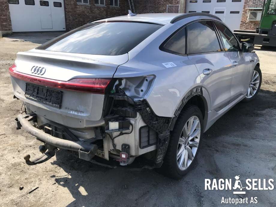 Audi e-tron 2018-->> , Motorkode: EAS|EAW, Girkassekode: 