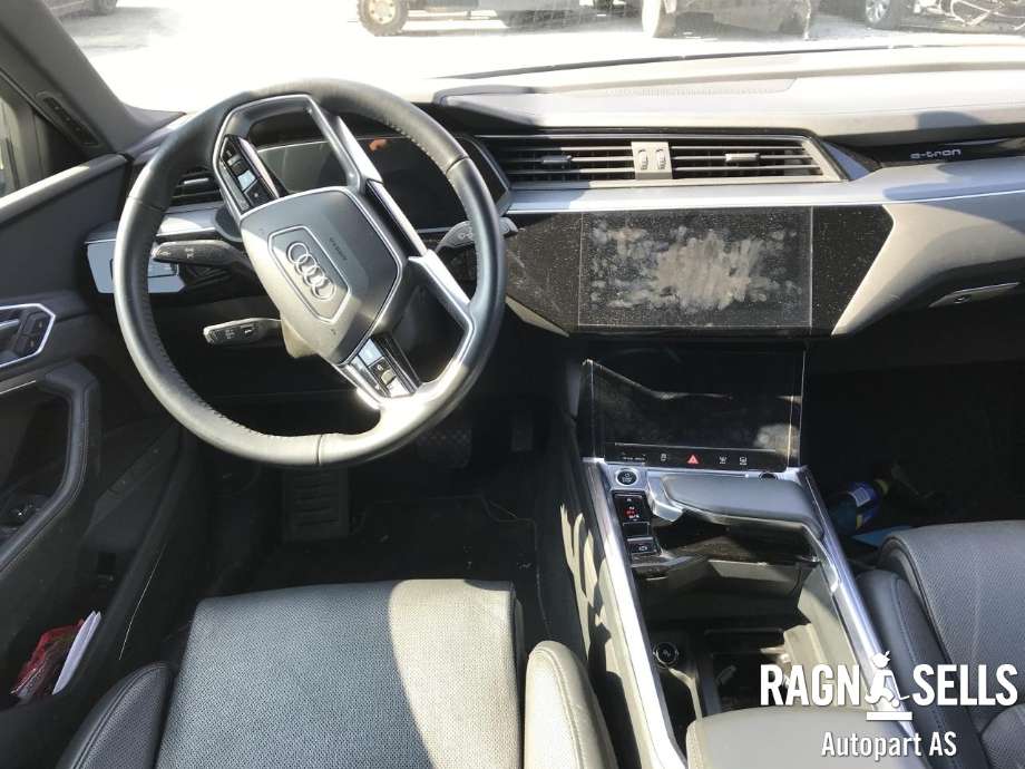 Audi e-tron 2018-->> , Motorkode: EAS|EAW, Girkassekode: 