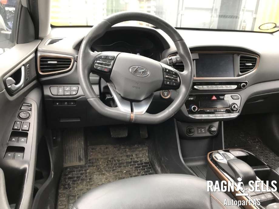 Hyundai Ioniq Electric 2016-2019 (Fase 1) , Motorkode: EM09, Girkassekode: