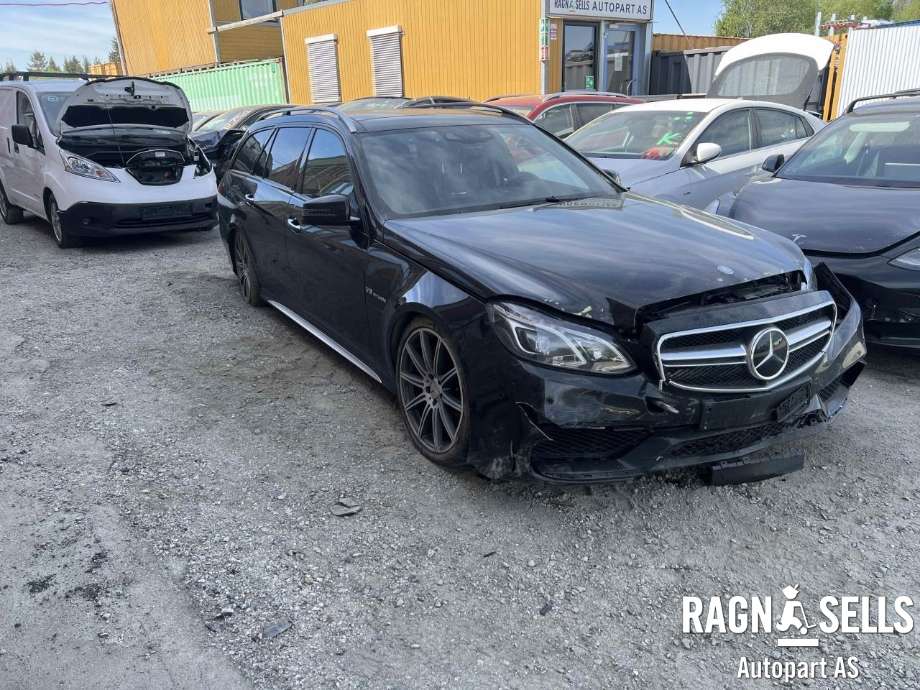 Mercedes E-Klasse 2013-2016 (Fase 2) (W212) (W212), Motorkode: 157981, Girkassekode: 72297105229068