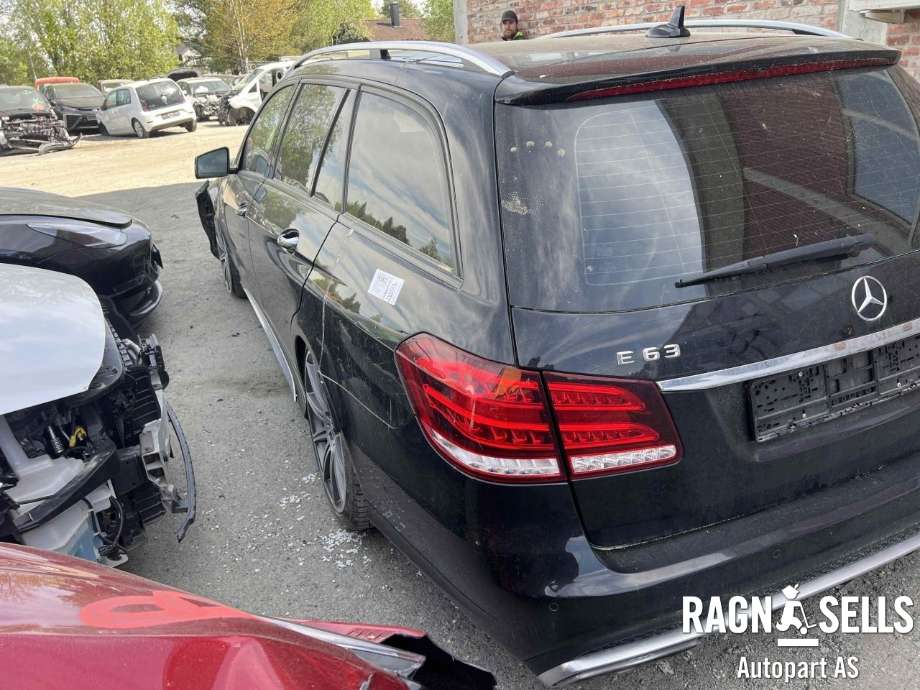 Mercedes E-Klasse 2013-2016 (Fase 2) (W212) (W212), Motorkode: 157981, Girkassekode: 72297105229068