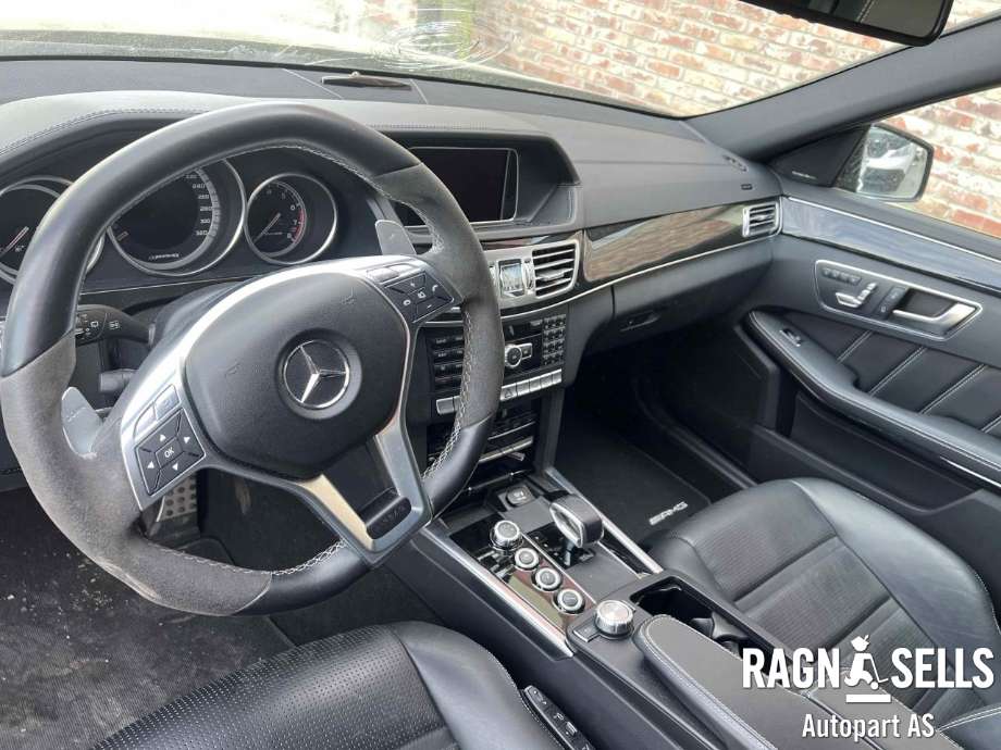 Mercedes E-Klasse 2013-2016 (Fase 2) (W212) (W212), Motorkode: 157981, Girkassekode: 72297105229068