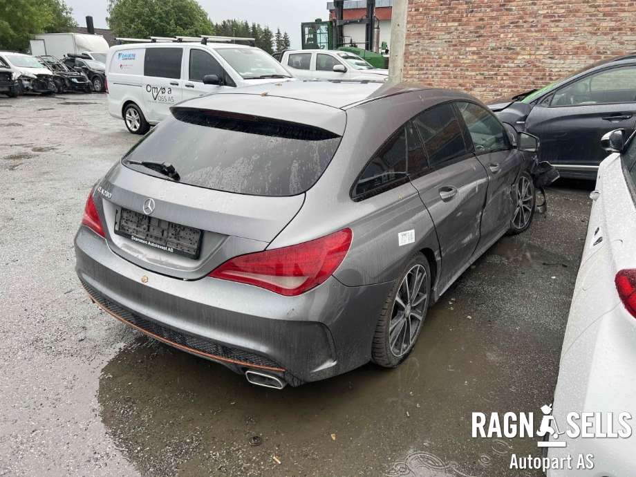 Mercedes CLA 2013-2019 (C117) (C117), Motorkode: 270910, Girkassekode: 72400220238088