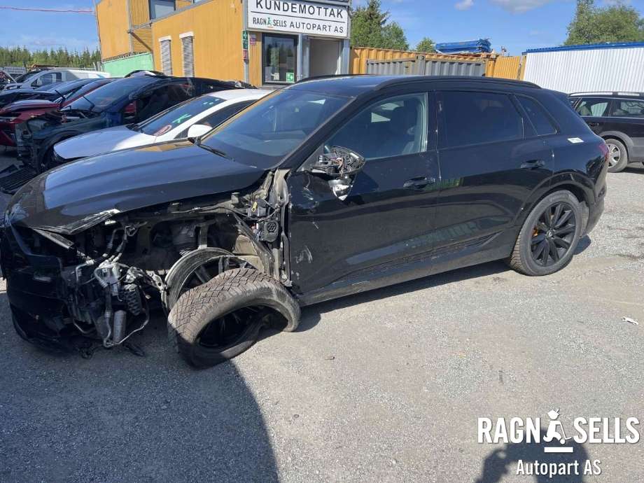 Audi e-tron 2018-->> , Motorkode: EAS|EAW, Girkassekode: 