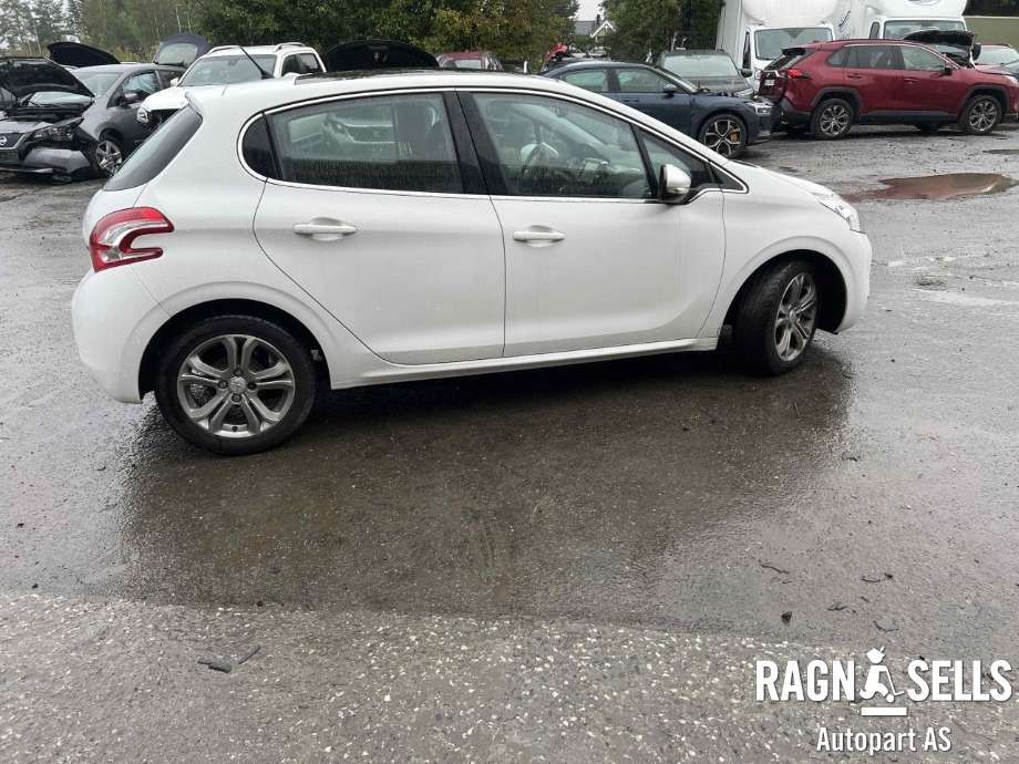Peugeot 208 2012-2019 (Type I) , Motorkode: HM01, Girkassekode: CP(13X59)