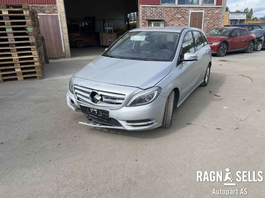 Mercedes B-Klasse 2011-2018 (W246) (W246), Motorkode: 270910, Girkassekode: 72400200153405