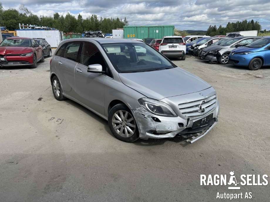 Mercedes B-Klasse 2011-2018 (W246) (W246), Motorkode: 270910, Girkassekode: 72400200153405