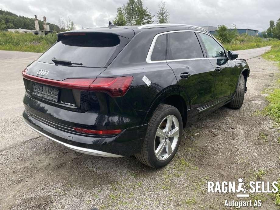 Audi e-tron 2018-->> , Motorkode: EAS|EAW, Girkassekode: 
