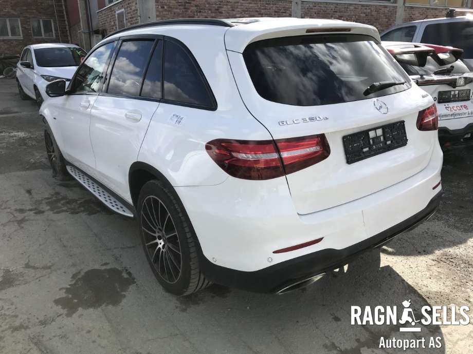 Mercedes GLC 2015-2022 (X253) (X253), Motorkode: 274920, Girkassekode: 724268