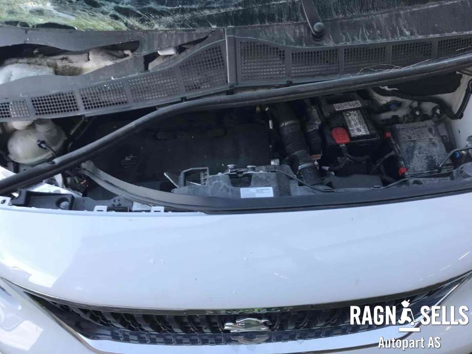 Peugeot Expert 2016-->> (Type III) , Motorkode: AH01, Girkassekode: STT