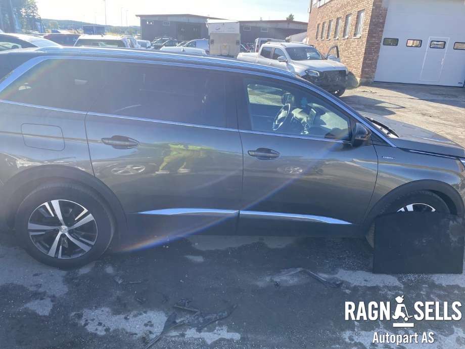 Peugeot 5008 2017-->> (Type II) , Motorkode: 5G01, Girkassekode: AT6 3