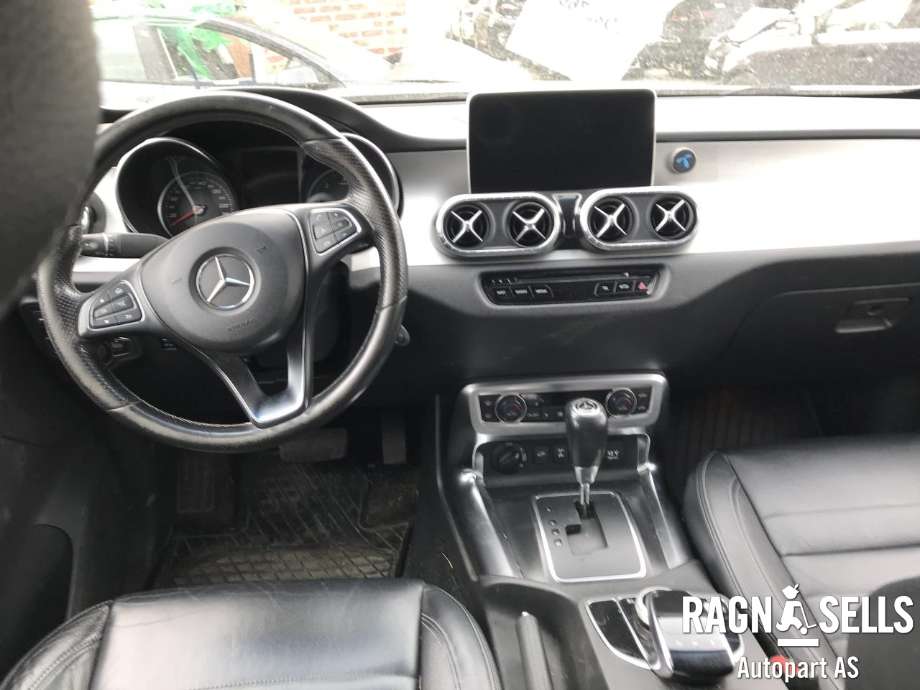 Mercedes X-Klasse 2017-2020 , Motorkode: YS23, Girkassekode: 700770F7825440