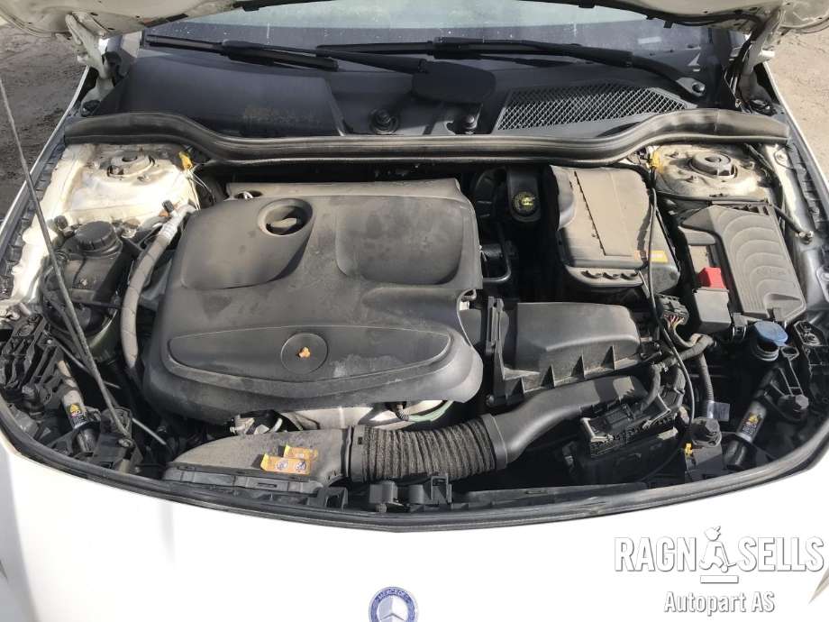 Mercedes CLA 2013-2019 (C117) (C117), Motorkode: 270910, Girkassekode: 711643