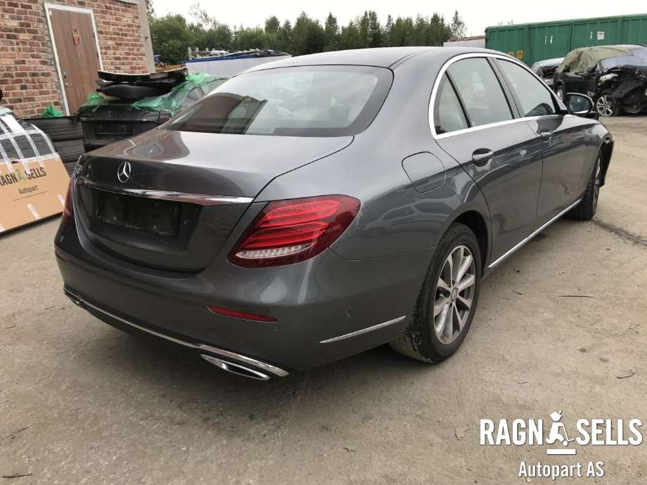 Mercedes E-Klasse 2016-2023 (W213) (W213), Motorkode: 654920, Girkassekode: 725008