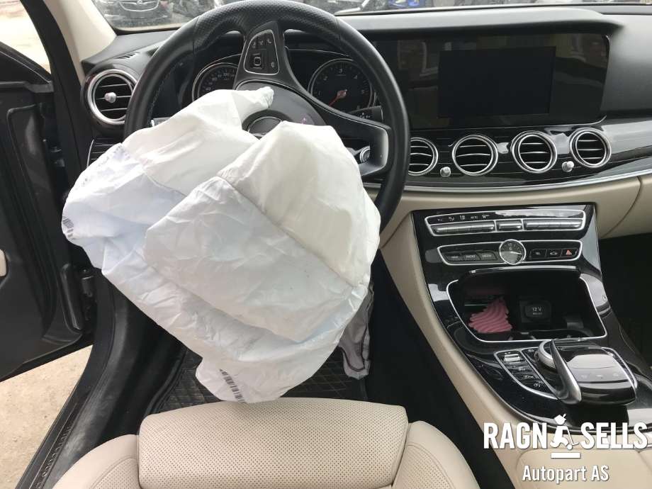 Mercedes E-Klasse 2016-2023 (W213) (W213), Motorkode: 654920, Girkassekode: 725008