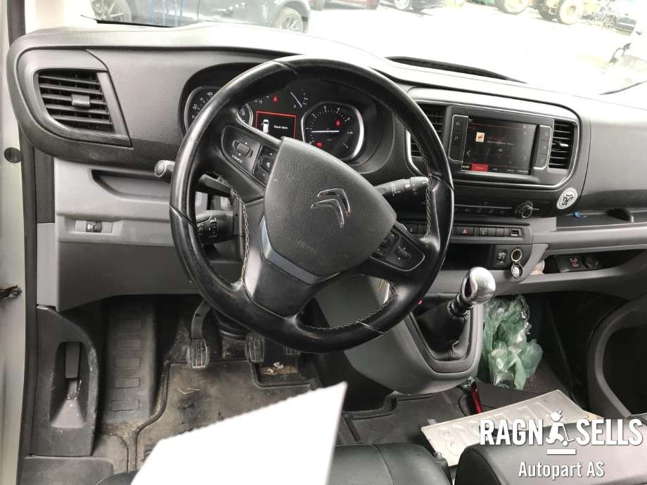 Citroën Jumpy 2016-->> (Type III) , Motorkode: AH01, Girkassekode: CP 15X67