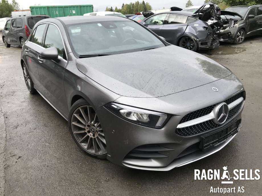 Mercedes A-Klasse 2018-->> (W177) (W177), Motorkode: 282914, Girkassekode: 700423