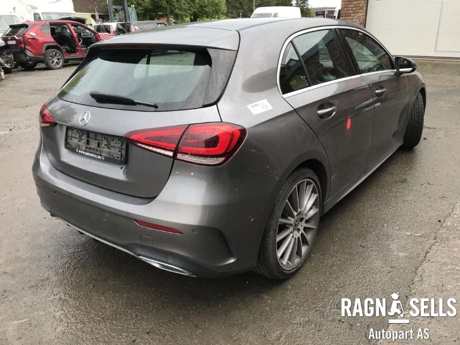 Mercedes A-Klasse 2018-->> (W177) (W177), Motorkode: 282914, Girkassekode: 700423
