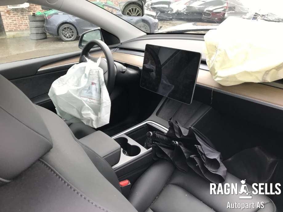 Tesla Model Y 2021-2024 (Type I) , Motorkode: 3D3|3D7, Girkassekode: 