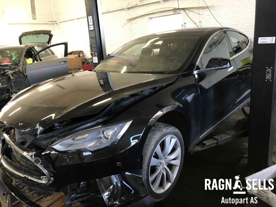 Tesla Model S 2013-2016 (Fase 1) , Motorkode: L1S, Girkassekode: