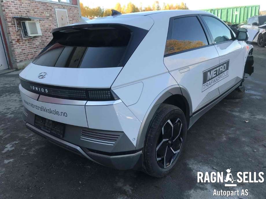 Hyundai Ioniq 5 2021-->> , Motorkode: EM17, Girkassekode:
