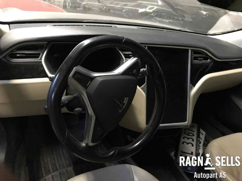 Tesla Model S 2013-2016 (Fase 1) , Motorkode: L1S, Girkassekode: 