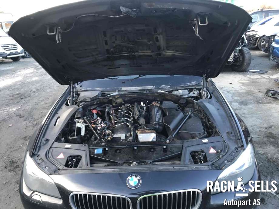 BMW 5-Serie 2010-2017 (F10/F11) (F10/F11), Motorkode: N53B30A, Girkassekode: GA8HP-45Z