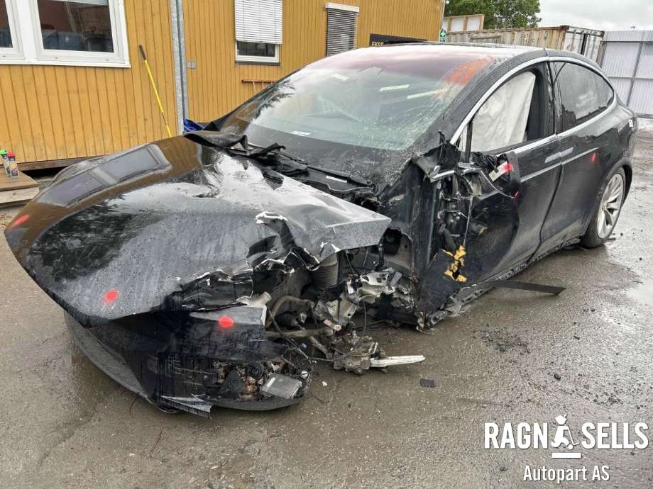 Tesla Model X 2016-->> , Motorkode: L2S|L2S, Girkassekode:
