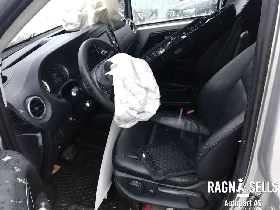 Mercedes Vito 2014-->> (W447) (W447), Motorkode: 651.950, Girkassekode: 722965