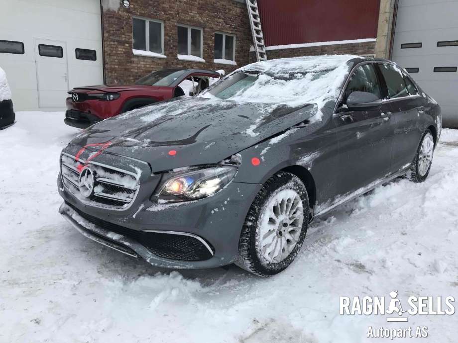 Mercedes E-Klasse 2016-2023 (W213) (W213), Motorkode: 654920, Girkassekode: 725008