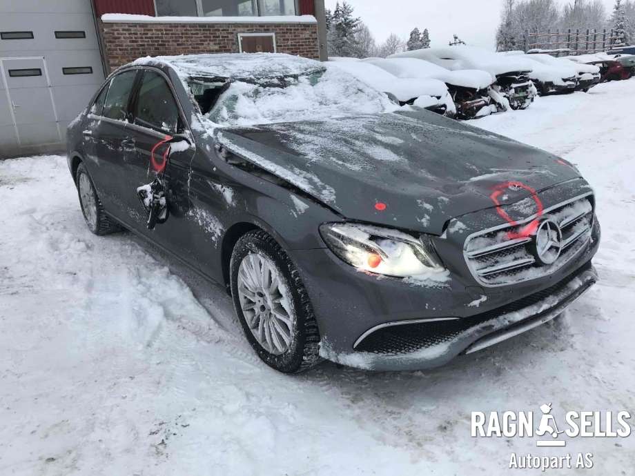 Mercedes E-Klasse 2016-2023 (W213) (W213), Motorkode: 654920, Girkassekode: 725008