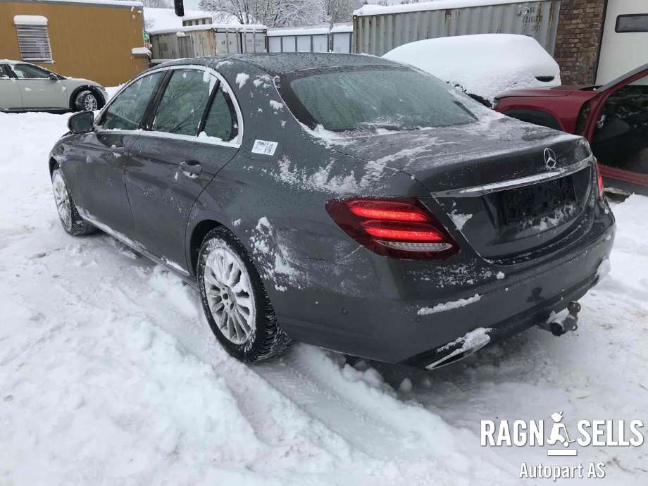 Mercedes E-Klasse 2016-2023 (W213) (W213), Motorkode: 654920, Girkassekode: 725008