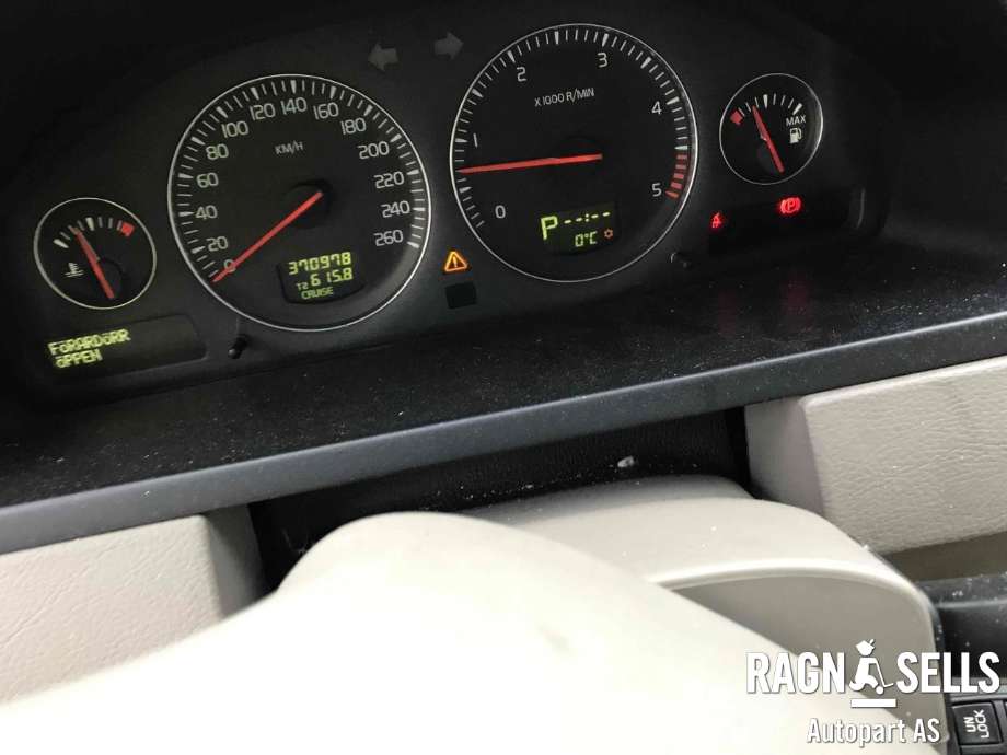 Volvo XC90 2002-2006 (Type I, Fase 1) , Motorkode: D5244T, Girkassekode: 8251851