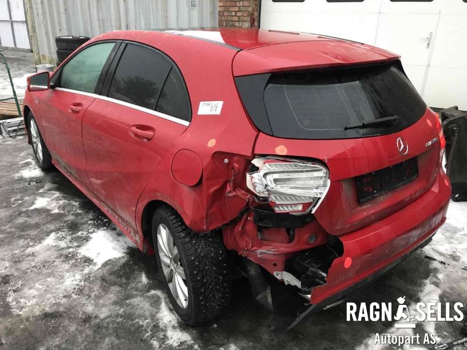Mercedes A-Klasse 2012-2018 (W176) (W176), Motorkode: 651901, Girkassekode: 724003